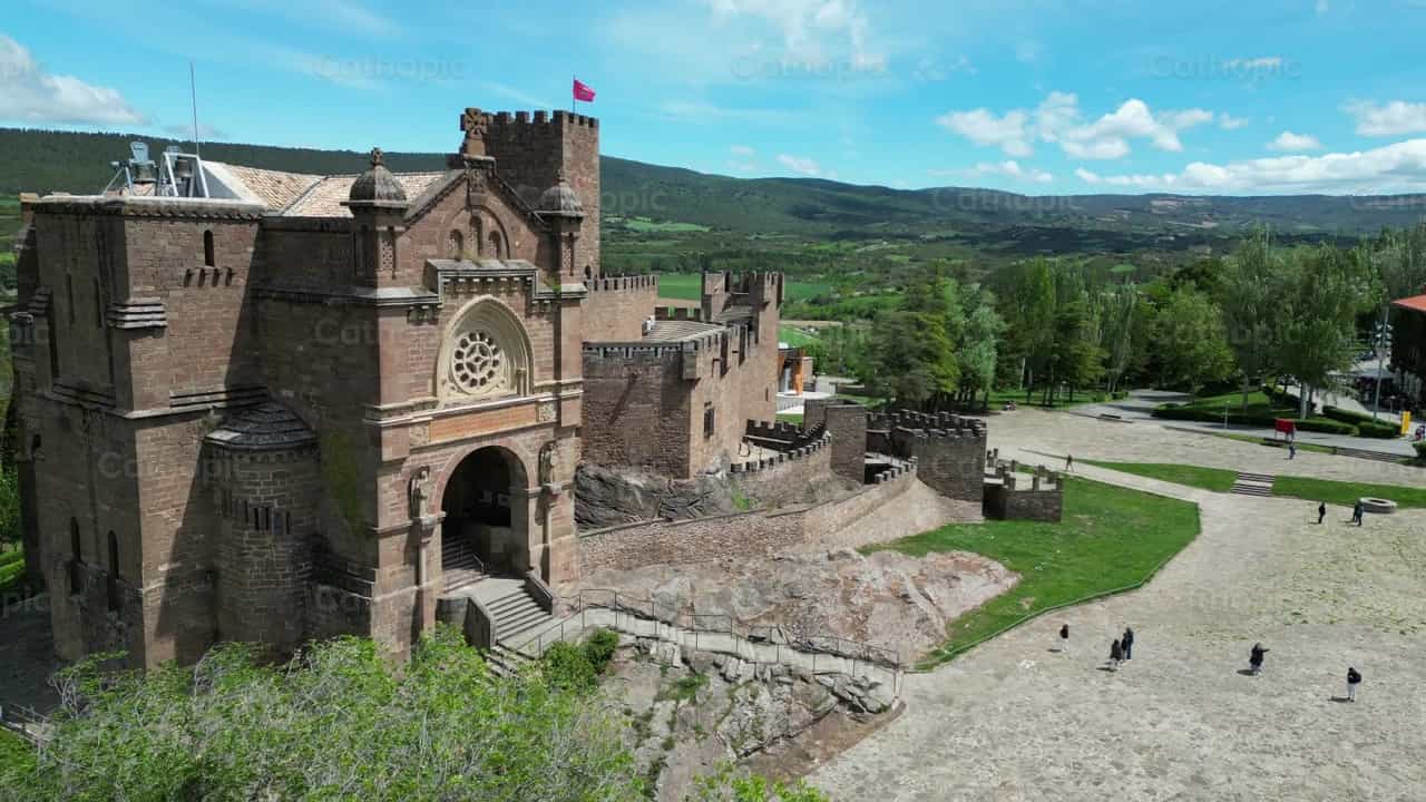 Castelo de São Francisco Xavier - Vídeos católicos de stock - Foto de Iván W. Jaques