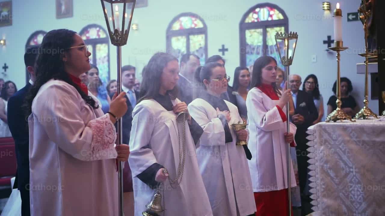 Santa Misa - Banco de vídeos católicos - Fotografía por Thiago Damião P. Silva