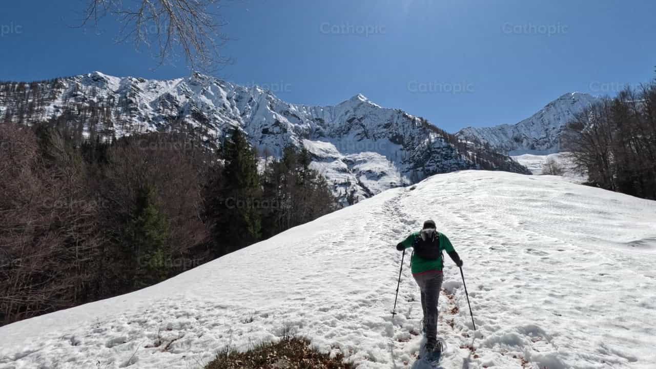 Pico de la montaña - Banco de vídeos católicos