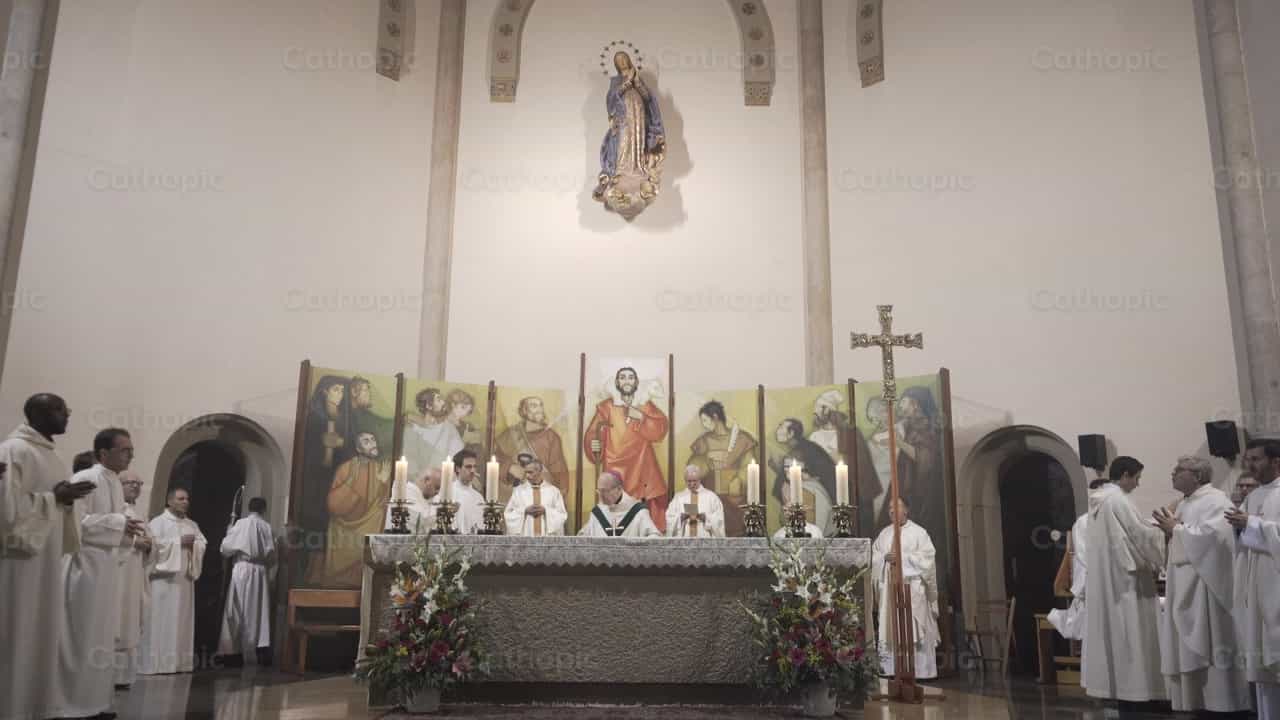 Misa - Banco de vídeos católicos - Fotografía por Lupe Belmonte