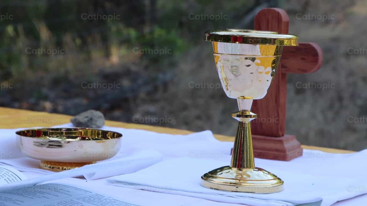 Eucaristia - Banco de vídeos católicos - Fotografía por Saul Ibarra