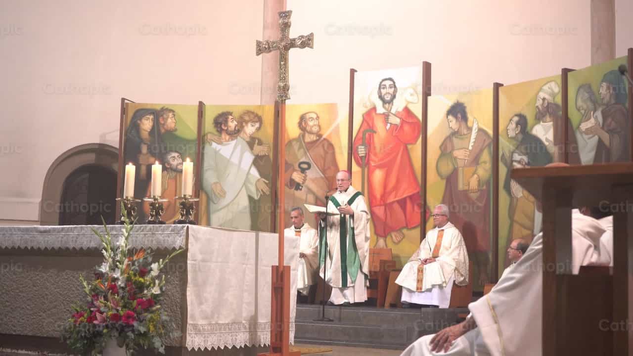Santa Missa - Vídeos católicos de stock