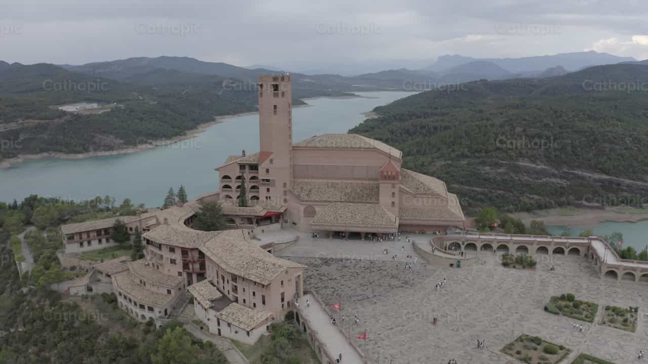 Santuario de Torreciudad - Banco de vídeos católicos - Fotografía por Álvaro García