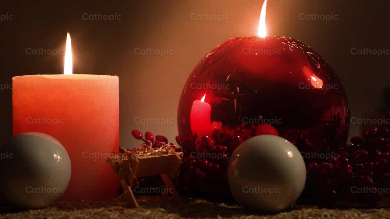 Velas de Navidad - Banco de vídeos católicos - Fotografía por Santiago de la Hoz
