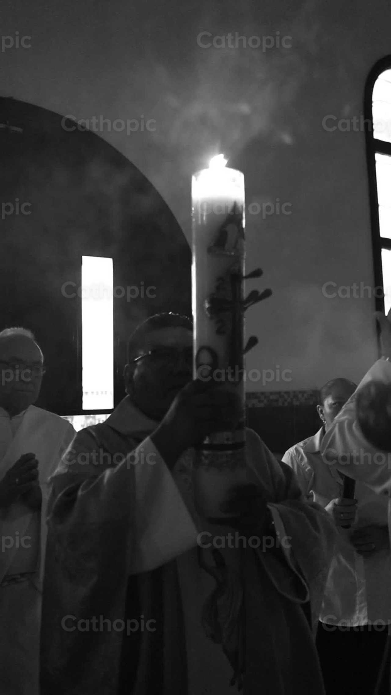 Cirio Pascual - Banco de vídeos católicos - Fotografía por Leider Mendoza