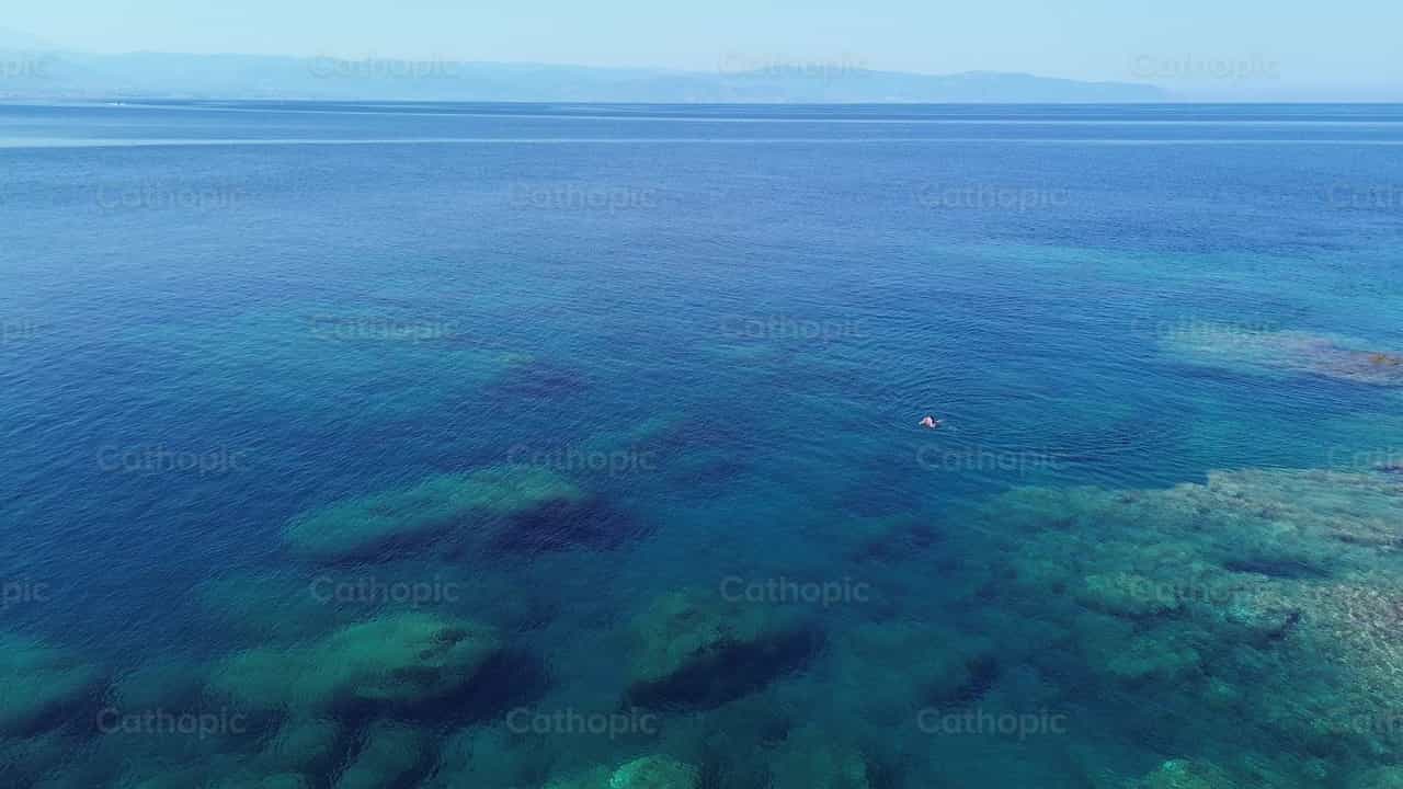 Oceano azul - Banco de vídeos católicos - Fotografía por Saul Ibarra