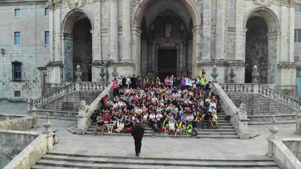 El mejor selfie - Banco de vídeos católicos