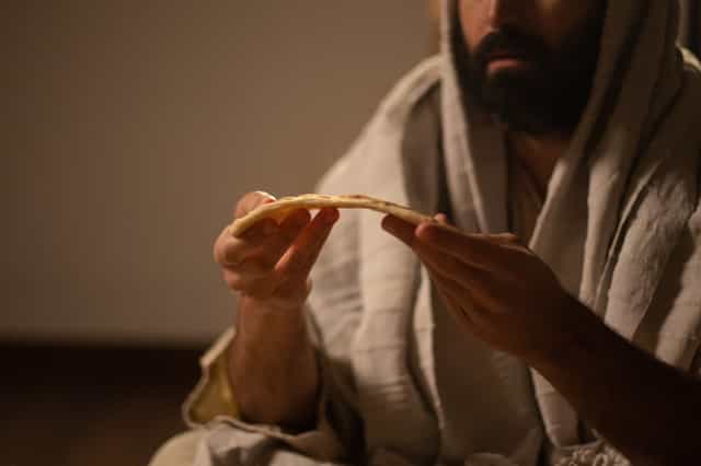 Jésus bénit le pain, disciples d’Emmaüs - Images catholiques de stock