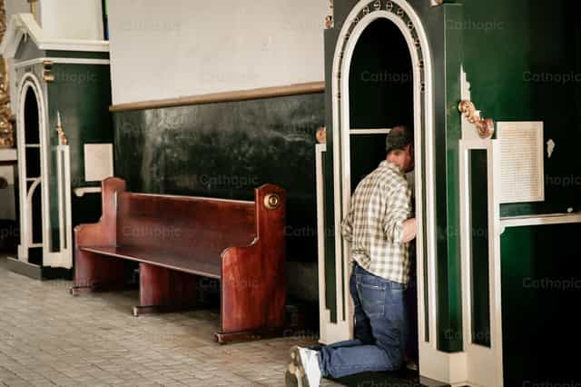 Penitente - Imagens católicas de stock - Foto de Carolina BR