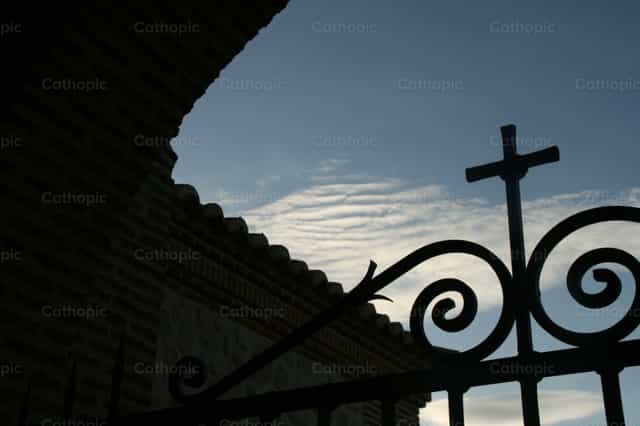Representación de la Cruz de Jesus - Banco de imágenes católicas