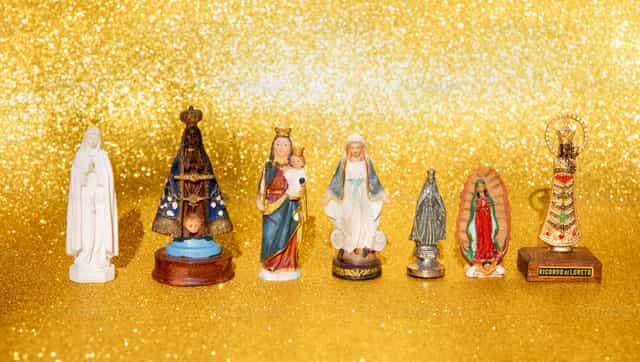 Colección de imágenes religiosas con oro - Banco de imágenes católicas - Fotografía por Carolina BR