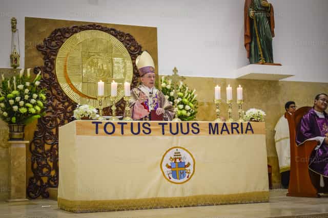 Cardinale Juan Luis Cipriani Thorne - Immagini stock cattoliche