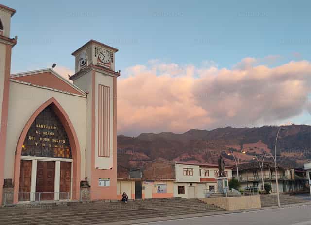 Santuário da cidade - Imagens católicas de stock