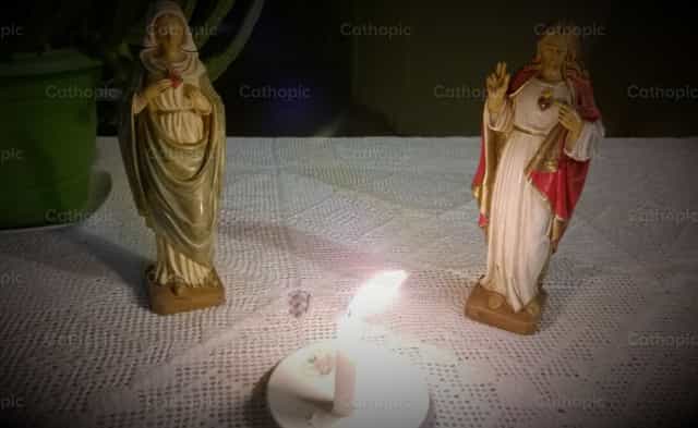 Oratorio en casa - Banco de imágenes católicas