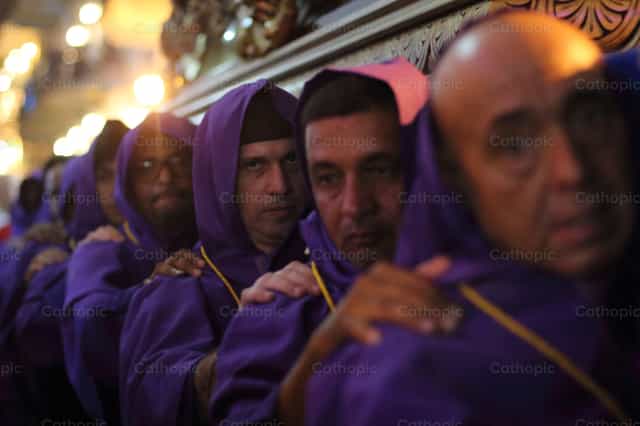 Nell’unità c’è la forza - Immagini stock cattoliche - Foto di Andrés Matos