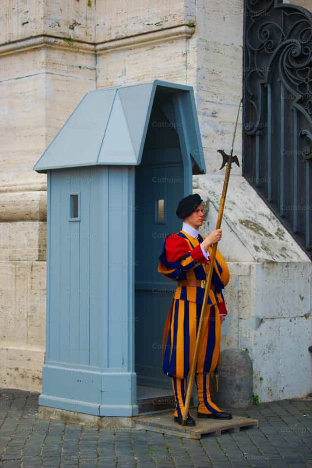 Guarda do Vaticano - Imagens católicas de stock