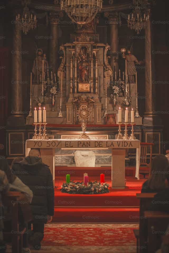 Santisimo sacramento - Banco de imágenes católicas - Fotografía por Yandry Fernández Perdomo