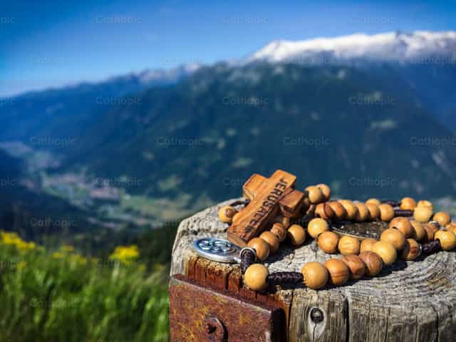 My Rosary in nature - Catholic stock images - Photo by f_a