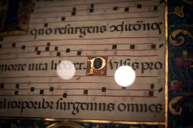 Liturgia Medieval - Imagens católicas de stock