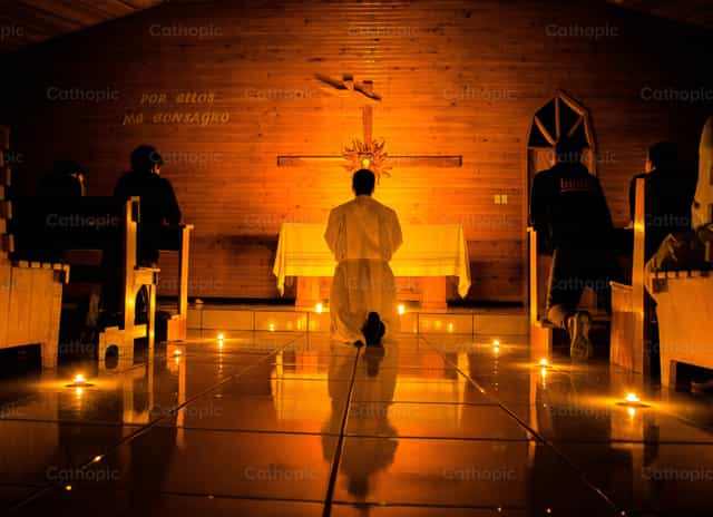 Exposition du Saint-Sacrement - Images catholiques de stock
