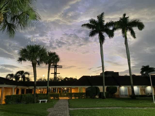 El atardecer de la vida - Banco de imágenes católicas