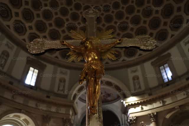 Jesus de oro - Banco de imágenes católicas - Fotografía por Saul Ibarra
