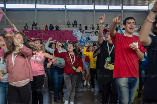 Alegria Juvenil - Banco de imágenes católicas - Fotografía por Gimena Salvatelli