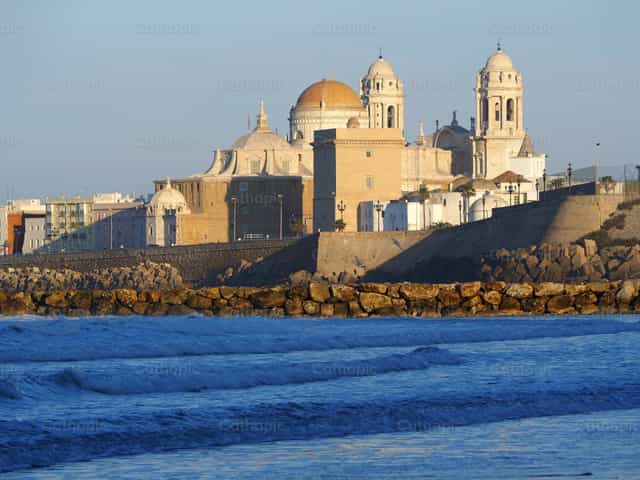 As ondas do mar - Imagens católicas de stock