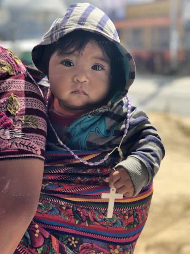 Chapelet au Guatemala - Images catholiques de stock