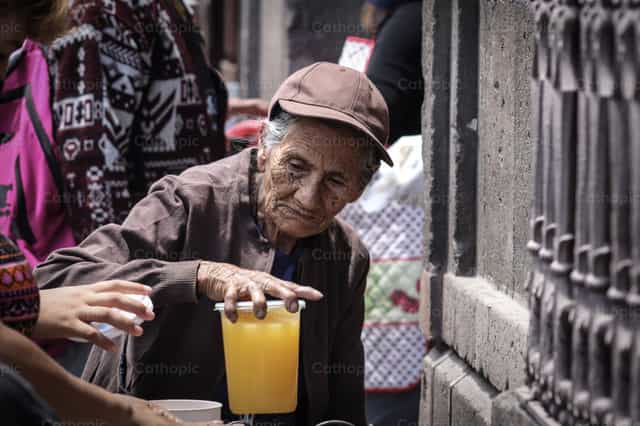 De l’eau pour l’âme - Images catholiques de stock