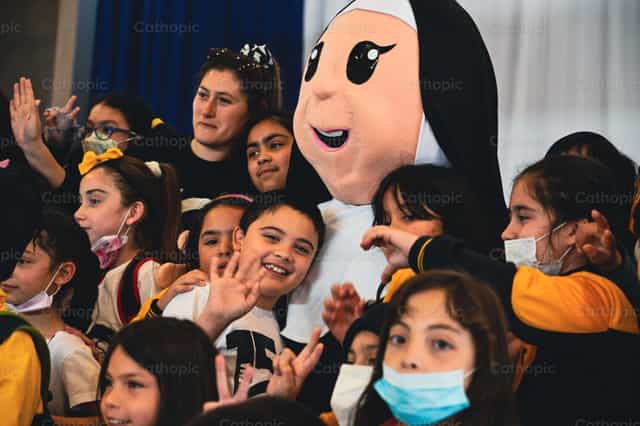With Main - Catholic stock images - Photo by Sor Cata FMA
