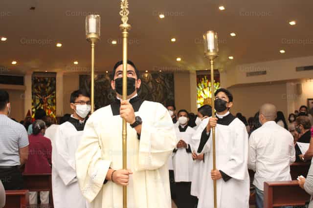 Acolytes - Images catholiques de stock