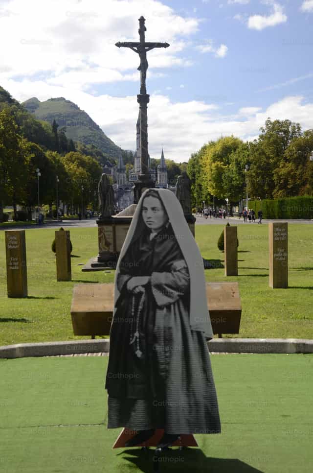 St.-Michaels entrance Lourdes - Catholic stock images - Photo by J_Photo