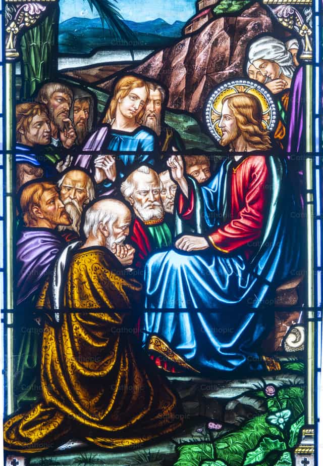 Sermon sur la montagne en vitrail - Images catholiques de stock - Photo de Joan Sutter