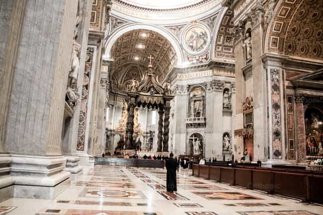 Basilica de San Pedro - Banco de imágenes católicas