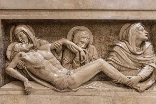 Jesus é descido da Cruz - Imagens católicas de stock - Foto de Titi Maciel Pérez