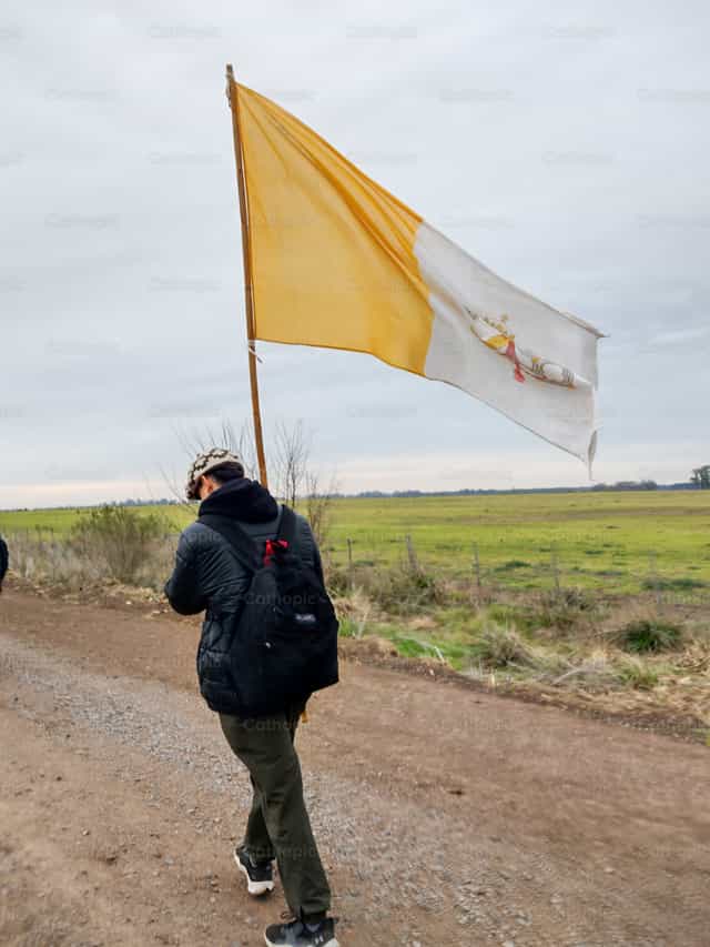 Peregrinacion - Banco de imágenes católicas - Fotografía por Maria Jose Moyano