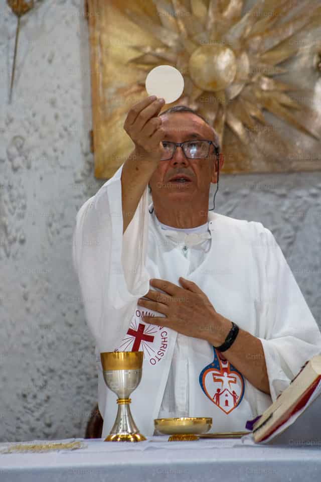 Jesús Eucaristía - Banco de imágenes católicas - Fotografía por Andrés José Barbera Zambrano