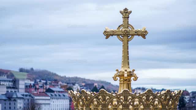 Krone der Stadt - Katholische Stockfotos
