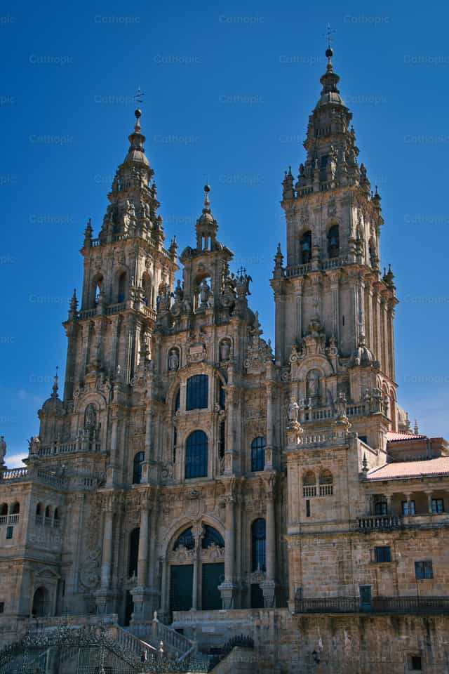 Cathédrale de Saint-Jacques-de-Compostelle - Images catholiques de stock