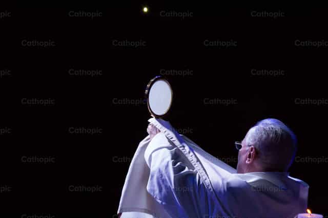 Procession eucharistique - Images catholiques de stock