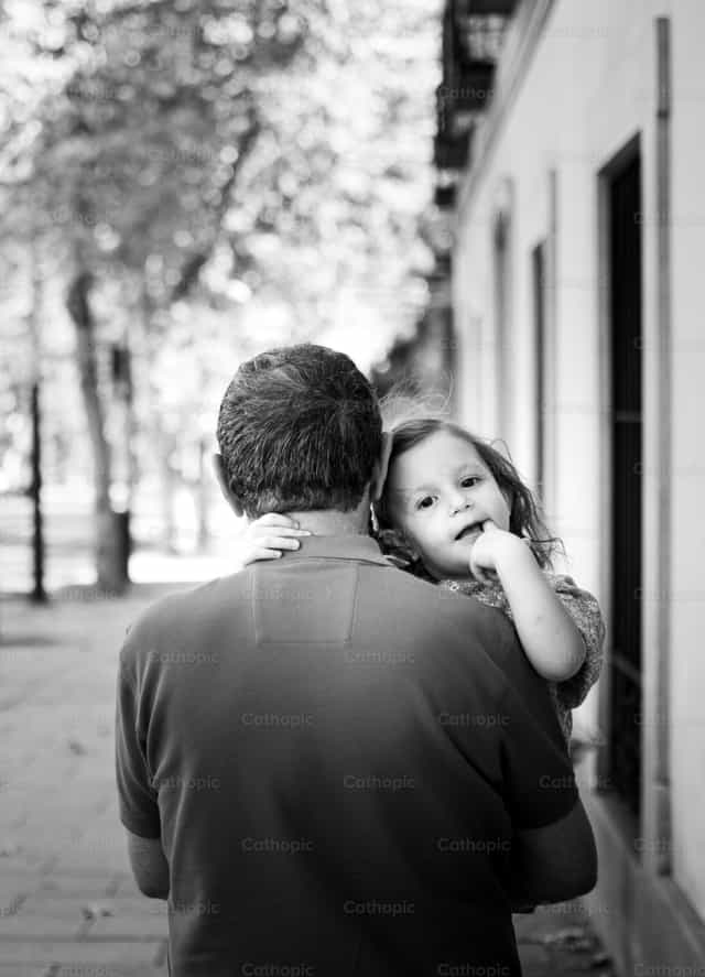 Paternidad - Banco de imágenes católicas - Fotografía por Sergi Canal