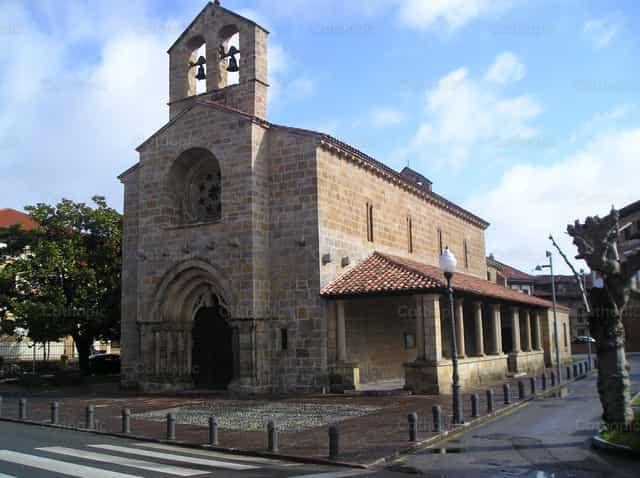Basilica de estilo gotico - Banco de imágenes católicas