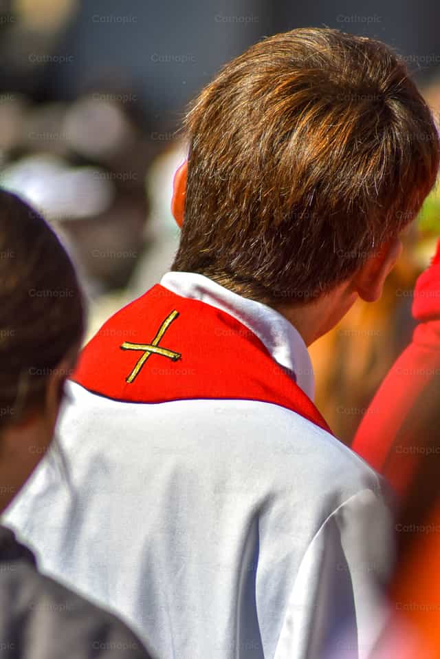 Sacerdote - Banco de imágenes católicas - Fotografía por Samuel Rufini