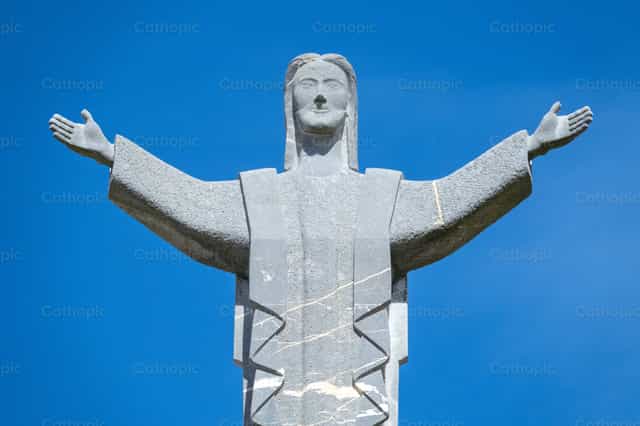 Estatua del Cristo Redentor - Banco de imágenes católicas - Fotografía por Joan Sutter