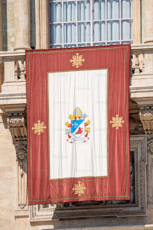 Stemma di Papa Leone XIV - Immagini stock cattoliche - Foto di Cathopic
