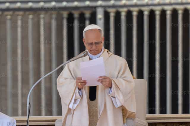 Homilía del Papa León XIV - Banco de imágenes católicas - Fotografía por Cathopic