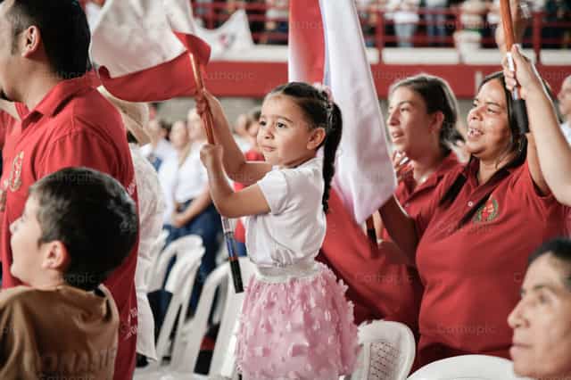 La fe de los pequeños - Banco de imágenes católicas - Fotografía por Carolina BR