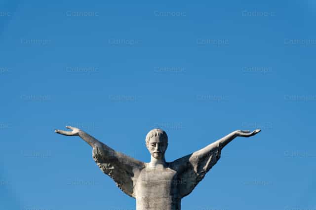 Estatua del Cristo Redentor - Banco de imágenes católicas - Fotografía por Joan Sutter