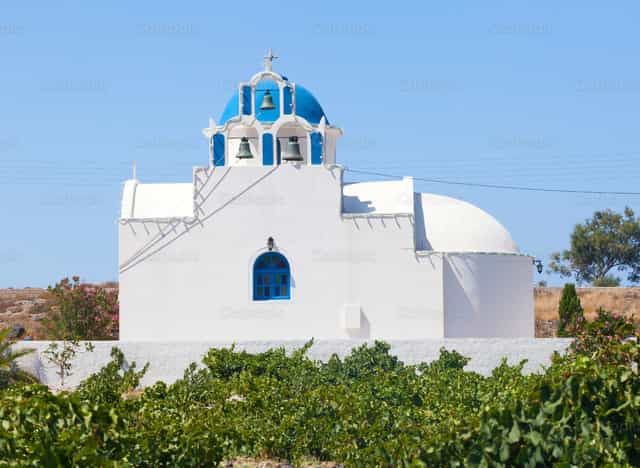 Capilla en el viñedo. Isla de Santorini. Grecia. - Banco de imágenes católicas - Fotografía por Antonio Gravante